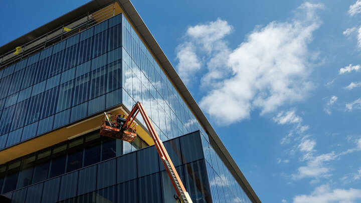 A boom lift outside of Kiewit Hall, which is being constructed