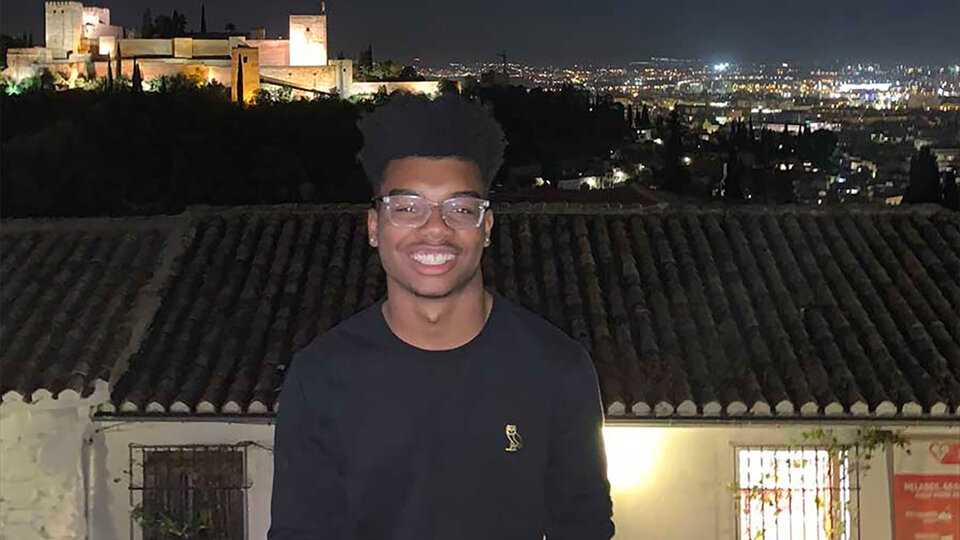 Andre' Tharp III, an electrical and computer engineering major from Portland, Oregon, returns to Nebraska after spending the fall semester 2021 studying in Valencia, Spain.