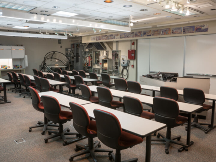 The Peter Kiewit Institute Lighting Lab