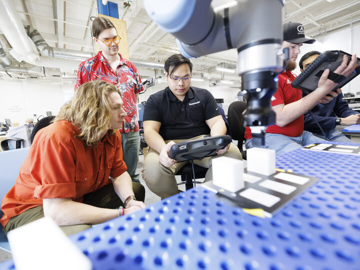 Isaac Regier leading Robots Core Training