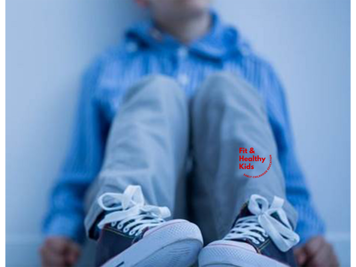 Child sitting on the floor